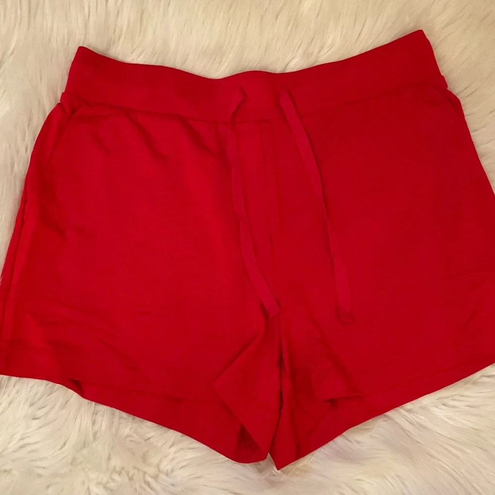 Lou & Grey Signaturesoft Drawstring Shorts - NWT - Medium - Tango Red